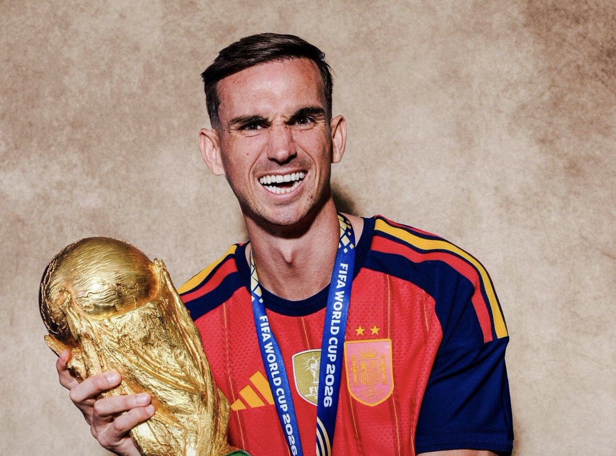 FabrizioRomano's tweet photo. 🚨🌕 Fabián Ruiz on the Ballon d’Or: “It’s not about doing campaign… I think I have my chances since I won all the major trophies”. https://t.co/emsJpOHPyx