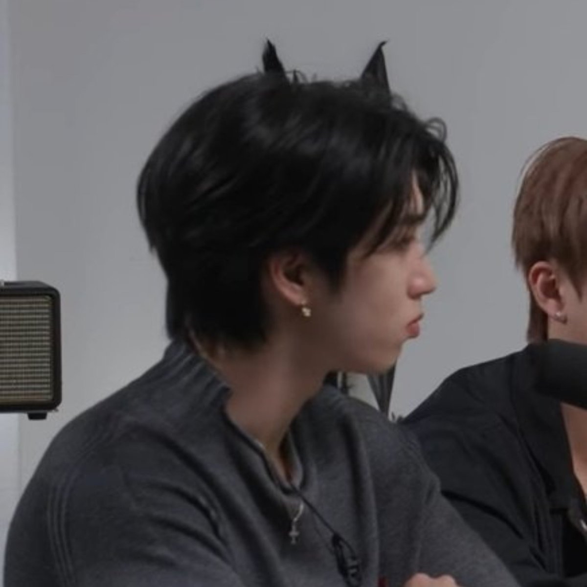 ssickjisung's tweet photo. do we remember kittysung 😋 https://t.co/6sNWX6Bkdz