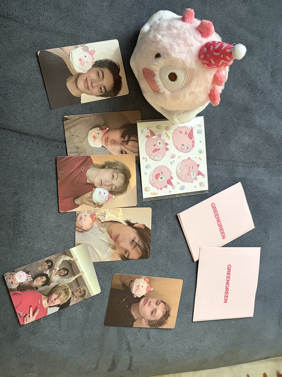 juhoonbug's tweet photo. 😭😭😭 https://t.co/zdEYqdFgbK