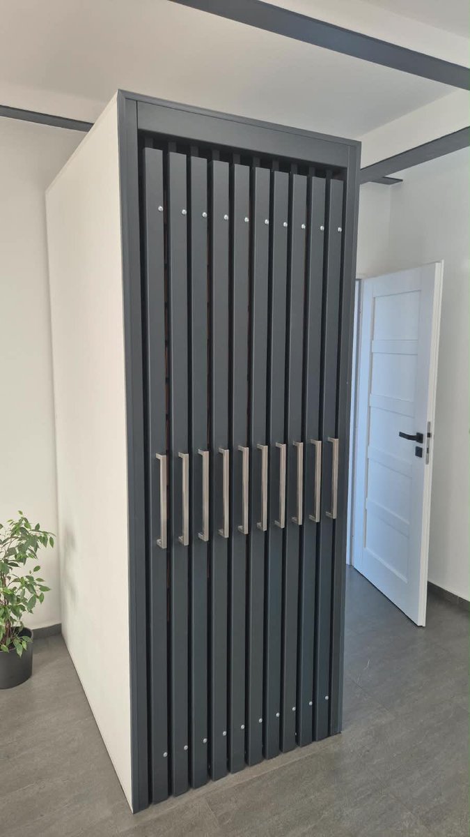 lineabaor's tweet photo. Doors display installed
in a showroom in Prague.
Production and sales of DISPLAYS SYSTEMS for #doors
#madeinitaly
INFO: 775 250 962 https://t.co/gAwmirzFWe