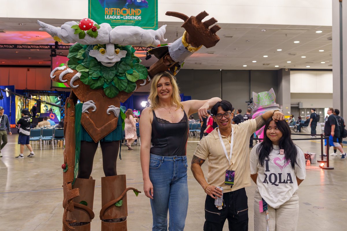 ronaldooeee's tweet photo. @babyjubes some extras I happened to take. no idea what their accounts are tho😭 (pls tag them if you know) https://t.co/DUPIatw9Yf