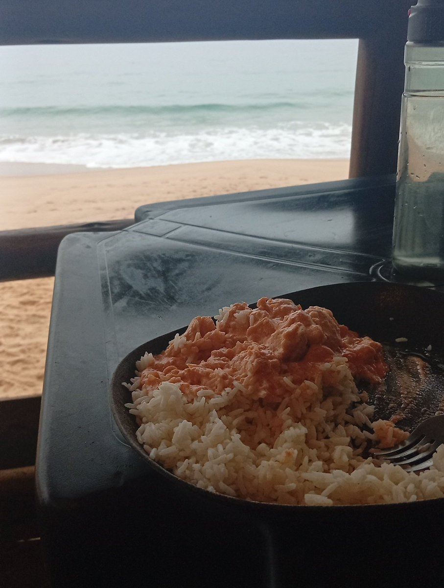 tocomsonoporraa's tweet photo. @OHomemMacaco29 Prs fiz dnv, falto só a batata palha porem bglh ta tao bom q nem precisa pqp mais um teco nem conseguia tira ft dnv https://t.co/3GmJR2li30