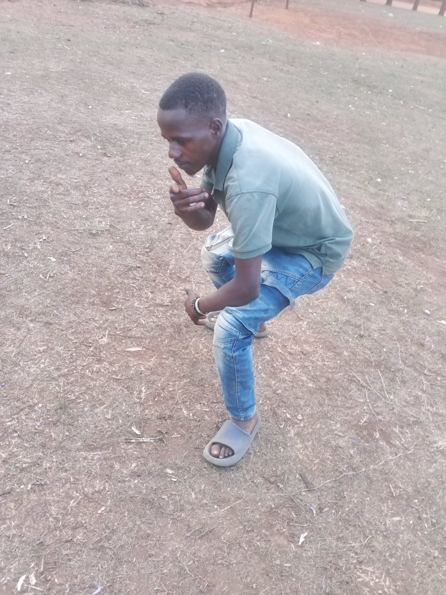 kabaka_jonathan's tweet photo. nOW days, sunlight film productions, having new actors, new styles. Enjoy ugandan artists on https://t.co/D6uH5TYOFn https://t.co/0COH6bfIn4