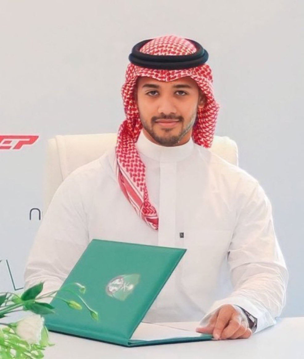 IBA_3_NEZ's tweet photo. أول إجراء لتصحيح 0.01% من الدمار يلي حاصل في النادي ، رجوع يزن يعني رجوع طموح المشجع الأهلاوي يعني رجوع الصفات المؤثرة
يزن مشجع و عاشق أهلاوي قبل لا يكون مدير رياضي فالأولى تعيين ولد النادي عن الأجنبي 
#يزن_الشريف_مطلب_اهلاوي
#يزن_الشريف_مطلب_اهلاوي https://t.co/LqZCo7JWJz