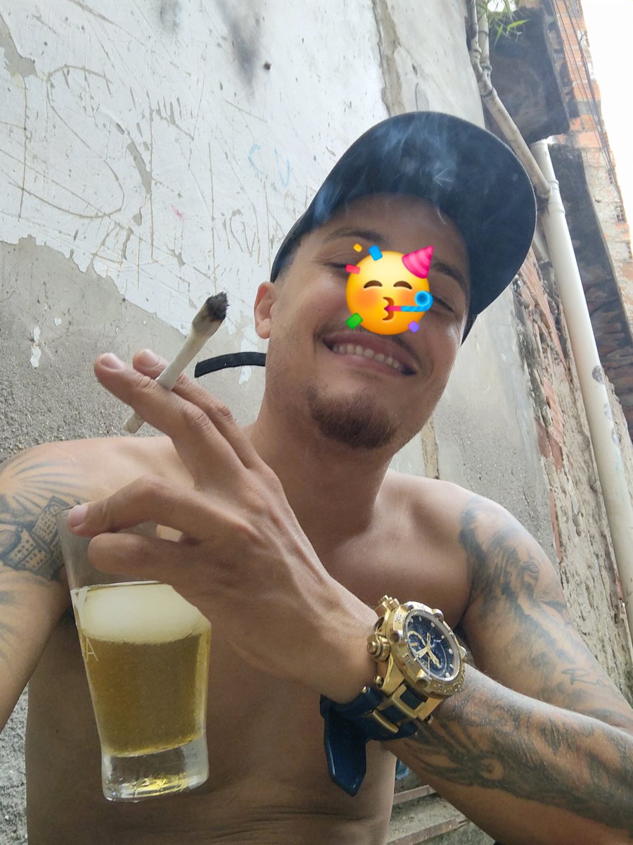 JottaoDoCPX157's tweet photo. Segunda feira 😡🥇✌️ https://t.co/zLb23BYiDB