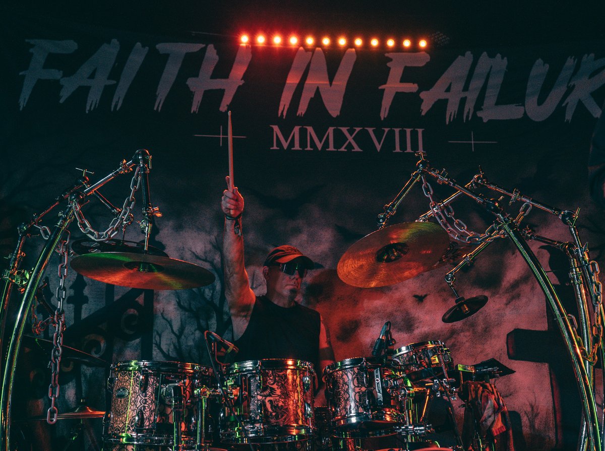 FaithInFailure's tweet photo. Still thinking about a great weekend at Inkcarceration! 🤘🏻

Thanks to everyone who came out and checked us out. Here are a few pics from our set!

Next up: The Outpost in Kent, OH  on October 23rd 

See you then! 🖤🐦‍⬛ https://t.co/niNDDskWZs