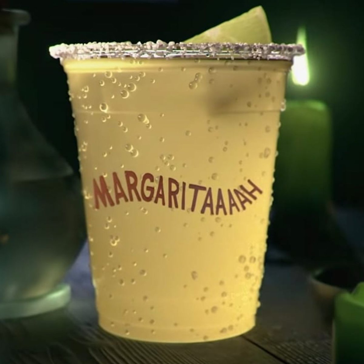 Dexerto's tweet photo. Chipotle is bringing back its margaritas for the first time in six years for $6

They'll only be available at select locations in Denver, Brooklyn, Dallas, LA, and New Orleans for two days each https://t.co/24S3pyduUw