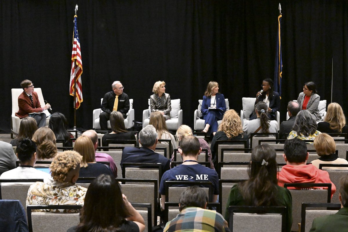 nysut's tweet photo. Friday’s “Unplugged” summit was thought-provoking and powerful ✊

Thank you to everyone who came and participated. From lawmakers and public officials to parents, members, advocates and beyond, by working together we helping ensure a bright future for all of our students. https://t.co/o22XJZloss