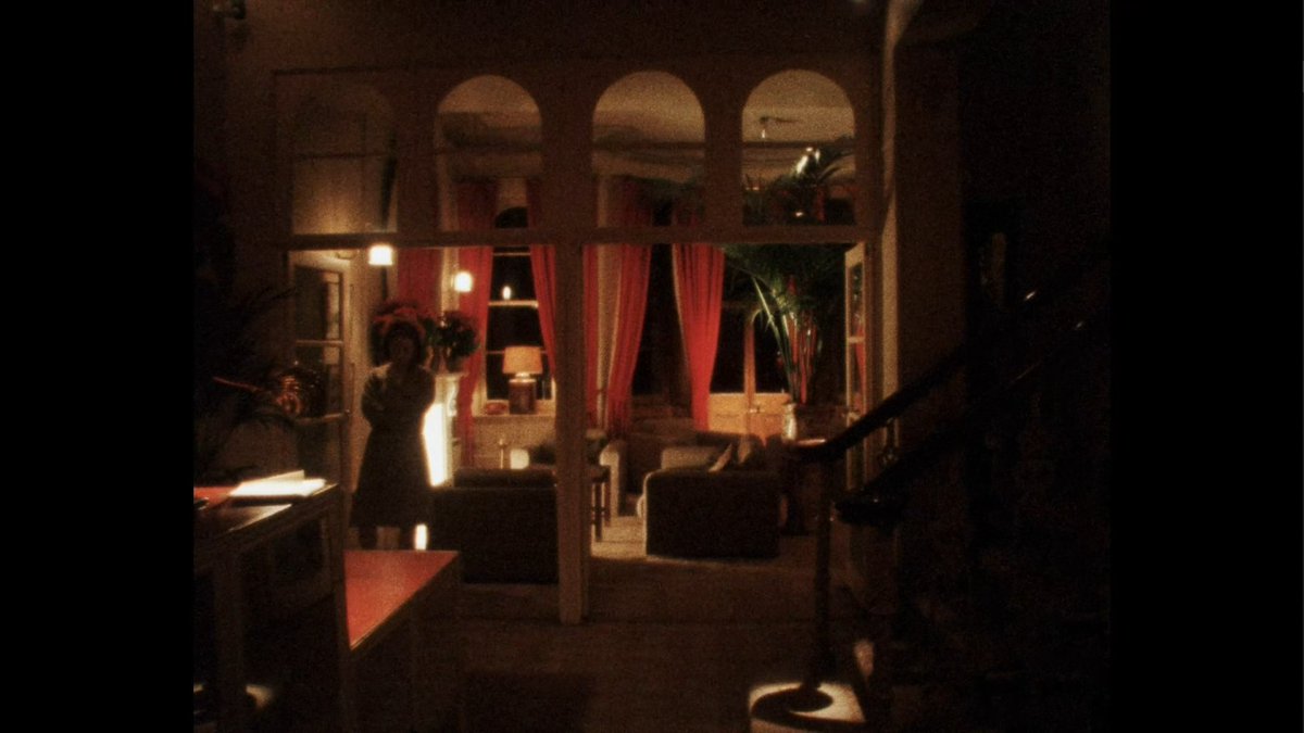parakerman's tweet photo. Nightshift (1981, dir. Robina Rose) https://t.co/ayvVdkpouH