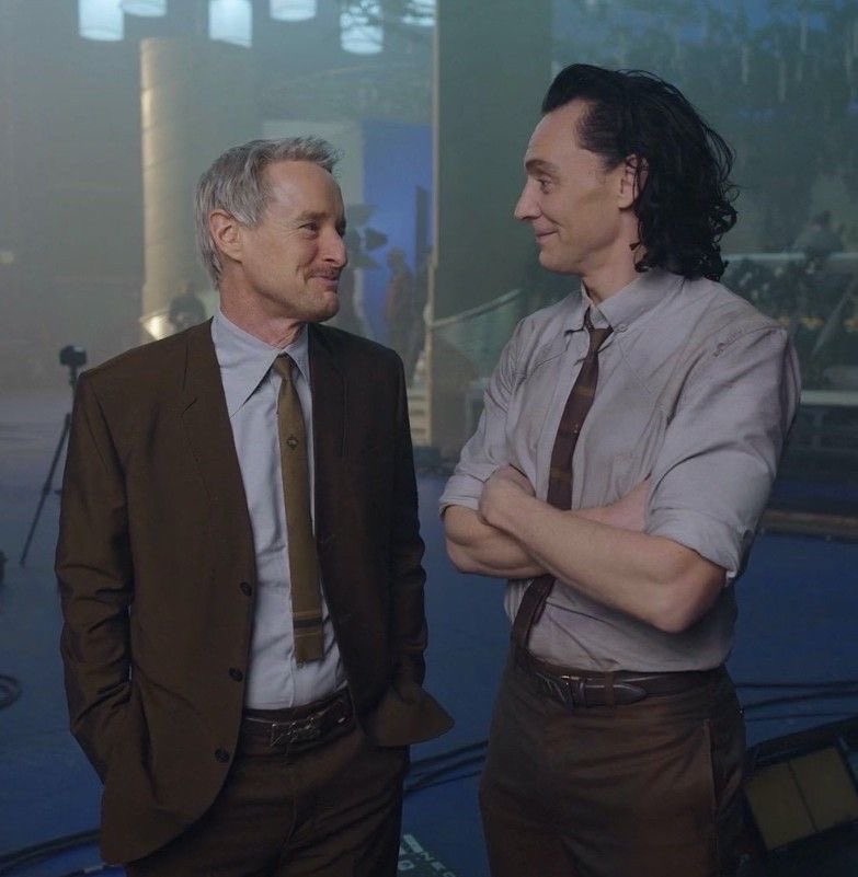 batscomelast's tweet photo. i’ve never been more excited to see two characters back on screen i’m gonna implode during doomsday https://t.co/fbx2Flnjd5