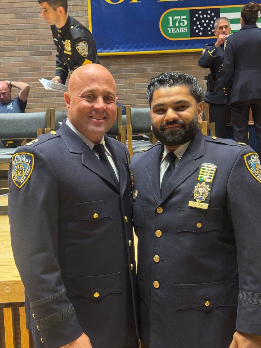 NYPD62Pct's tweet photo. Saluting the 62 Precinct's finest! 🫡

A huge congratulations to our Commanding Officer, Mohammed Islam, on his well-deserved promotion to Deputy Inspector! Thank you for your exceptional leadership, vision, and continued dedication to keeping our community safe. 👮‍♂️✨ https://t.co/cbuiVYJo3s
