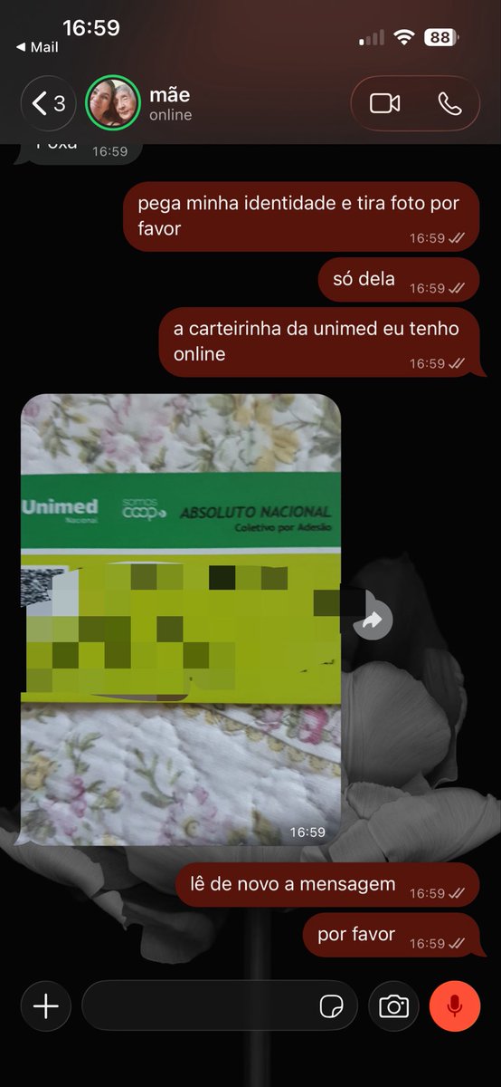 cheapvdka's tweet photo. conversa mais normal com minha mãe https://t.co/nKbj0FI3zX