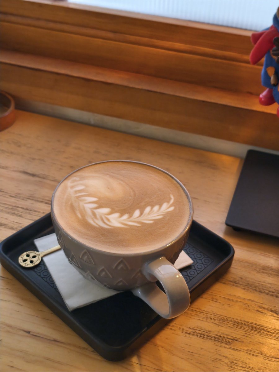 SunshineCaadd's tweet photo. Primera vez probando el café con espuma de avena fría! Una explosión suave y cremosa que me conquistó en un instante ， https://t.co/BCFUCWs5wK