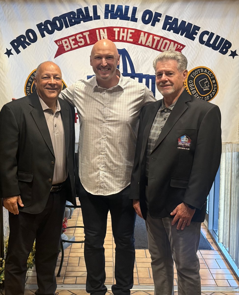 profballhoflc's tweet photo. Pro Football Hall of Fame Luncheon Club
Meeting #3

Jensen Lewis
Former Cleveland Indian https://t.co/YdbAH1834N