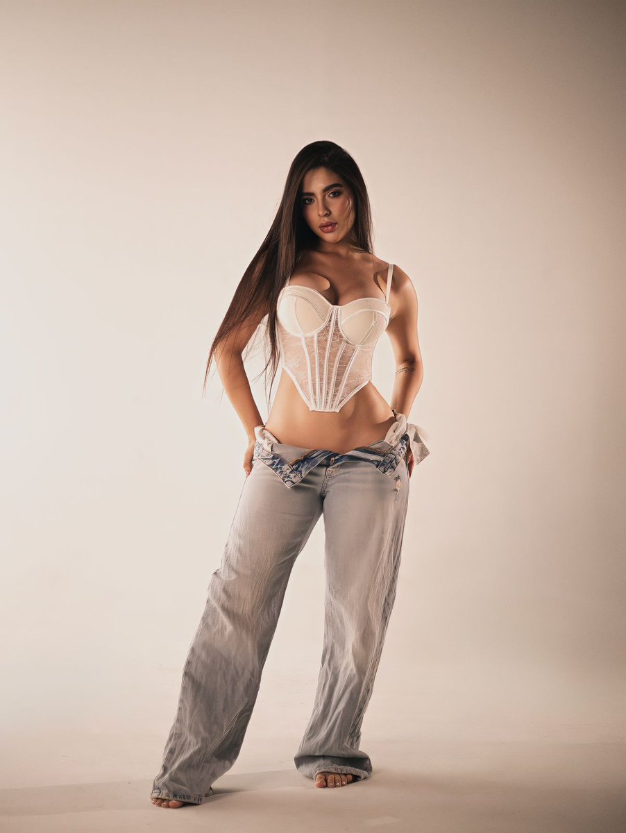 EvaMontclair06's tweet photo. una sesion muy cool
😊 https://t.co/Dmae0xDJ9J