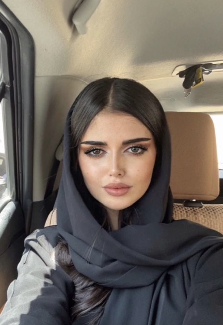 5xics's tweet photo. أنتِ لستِ عار 
#٢٠٣٠_بلا_نقاب 
#وجهك_هويتك_مو_عورة https://t.co/RAP8v9LhRt