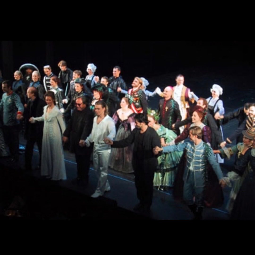matekamaras1976's tweet photo. Chapter 4

On October 3, 2003, we celebrated the premiere of Elisabeth at the Theater an der Wien.

Sylvester Levay, Michael Kunze, Harry Kupfer and the creative team were there, and for me, it was an incredibly emotional evening. I had worked very hard for that moment.

Alongside my rehearsals, I spent around 180 hours studying German phonetics with Bigi Weidinger, an Austrian vocal coach and speech and diction trainer based in Vienna. Bigi truly taught me how to pronounce German.

It was demanding work. She paid attention to every vowel, every consonant and every word. Her goal was for my German pronunciation to be as perfect as possible by the premiere. It was not easy, but we worked with enormous discipline—and we succeeded.

Her teaching had a profound influence on me. What I learned from her has also shaped the way I teach young performers in Japan today as a professor. I would love to write more about that connection in a later chapter.

The premiere was also very special because members of my Hungarian Elisabeth family travelled to Vienna to support me. My Hungarian director, Kerényi Miklós Gábor—KERO—came together with Kata Janza, my Elisabeth; Attila Dolhai, my Rudolf; Tamás Földes; and several other members of the Hungarian cast.

They watched the premiere and joined us at the premiere party afterwards. Having them there meant so much to me. They had been part of the beginning of my journey with “Der Tod,” and now they were there to witness the beginning of this new chapter.

In 2003, as my Vienna chapter began, I stopped performing Elisabeth in Hungary. It felt as though one important period of my life was closing while another was opening in front of me.

Playing “Der Tod” in Vienna remains one of the greatest highlights of my career. At the time, however, I had no idea that this production would continue changing my life long after the final curtain. I want to write more about my time in Vienna, so I decided that I will write more chapters about it later.

I am taking a short break from this story because I have an important announcement to share. After that, I will return with Chapter 5—so please stay tuned.