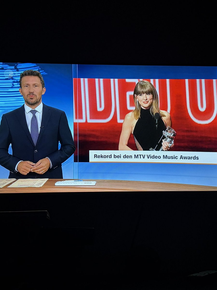 babylonandrea22's tweet photo. I’m currently watching the German news Journal and they use Taylor as the main headline picture hehe https://t.co/5K7F29BHlv