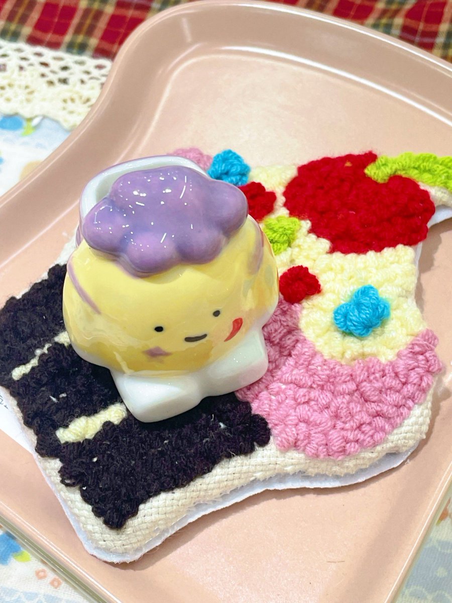 LeciaMintuacaa's tweet photo. Just finished this cute knotted fabric coaster by hand! Perfect for my morning coffee and a little win for slow living  #HandmadeCrafts， https://t.co/obD5lk8sxp