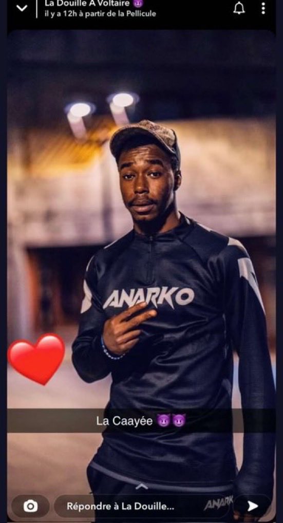 PRVG0N's tweet photo. @LaSscampia C'est nous 😈😈❤️ https://t.co/nRgcZz9QCs