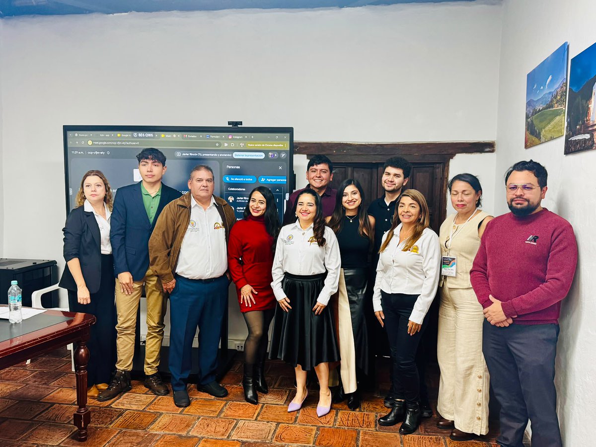 UIS's tweet photo. 🏆🐴⚖️ Nuestros estudiantes Juan David Franco Fonseca y Juan Sebastián Durán Vega, de la Línea de Bienestar Animal de la Clínica Jurídica "Carlos Gaviria Díaz", ganaron el reconocimiento a MEJOR PONENCIA - MESA 2 en el I Encuentro de Derecho Ambiental y Sostenibilidad de la @Unipamplona. 

Con su ponencia "Sustitución de vehículos de tracción animal en el turismo: un análisis constitucional", aportan al debate nacional sobre protección animal y sostenibilidad.

¡Felicitaciones! 👏💚
#OrgulloUIS