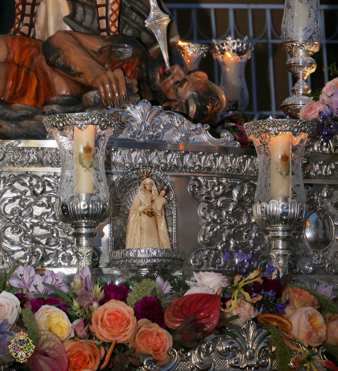 BCcytt_nazareno's tweet photo. 📸 𝐆𝐚𝐥𝐞𝐫𝐢́𝐚 𝐟𝐨𝐭𝐨𝐠𝐫𝐚́𝐟𝐢𝐜𝐚

Recordamos el día de ayer con una galería de imágenes en la salida procesional de la @ASOC_SanMiguel por las calles de Torredelcampo (Jaén).

Una tarde - noche de fe y devoción en la que la San Miguel volvió a encontrarse con su barrio. https://t.co/fjEkFcAt6b