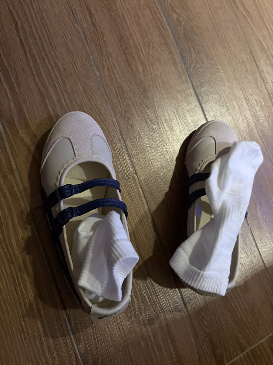 Jinonwuu's tweet photo. 有人会喜欢吗？ https://t.co/8NY71KUhIm