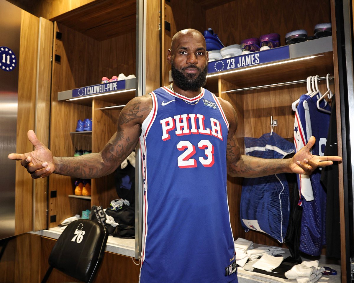 camisa_23's tweet photo. Temos um novo rei em Philly! 👑🔔🔥 https://t.co/yD6qcqkoYH