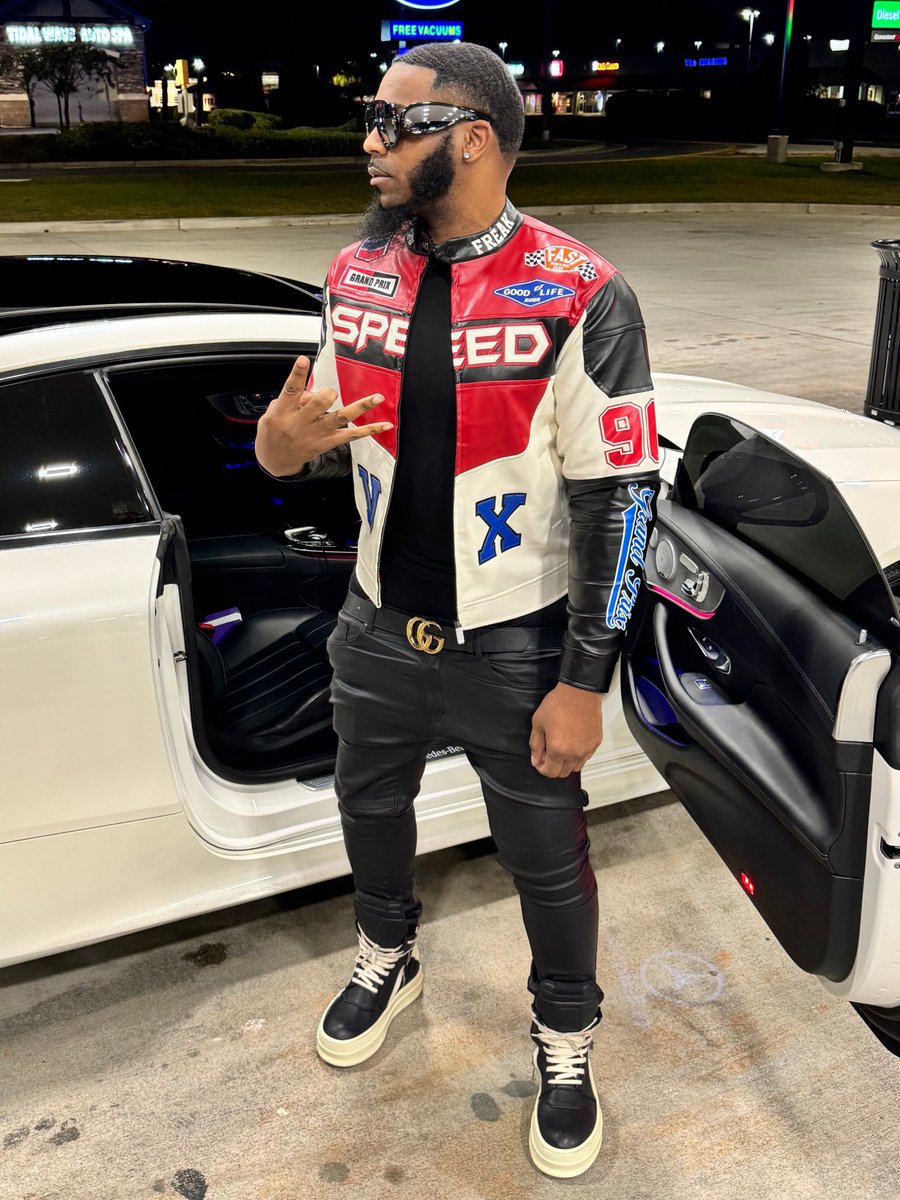 KingPurp1k's tweet photo. 🏎️ https://t.co/APtXO97vdz