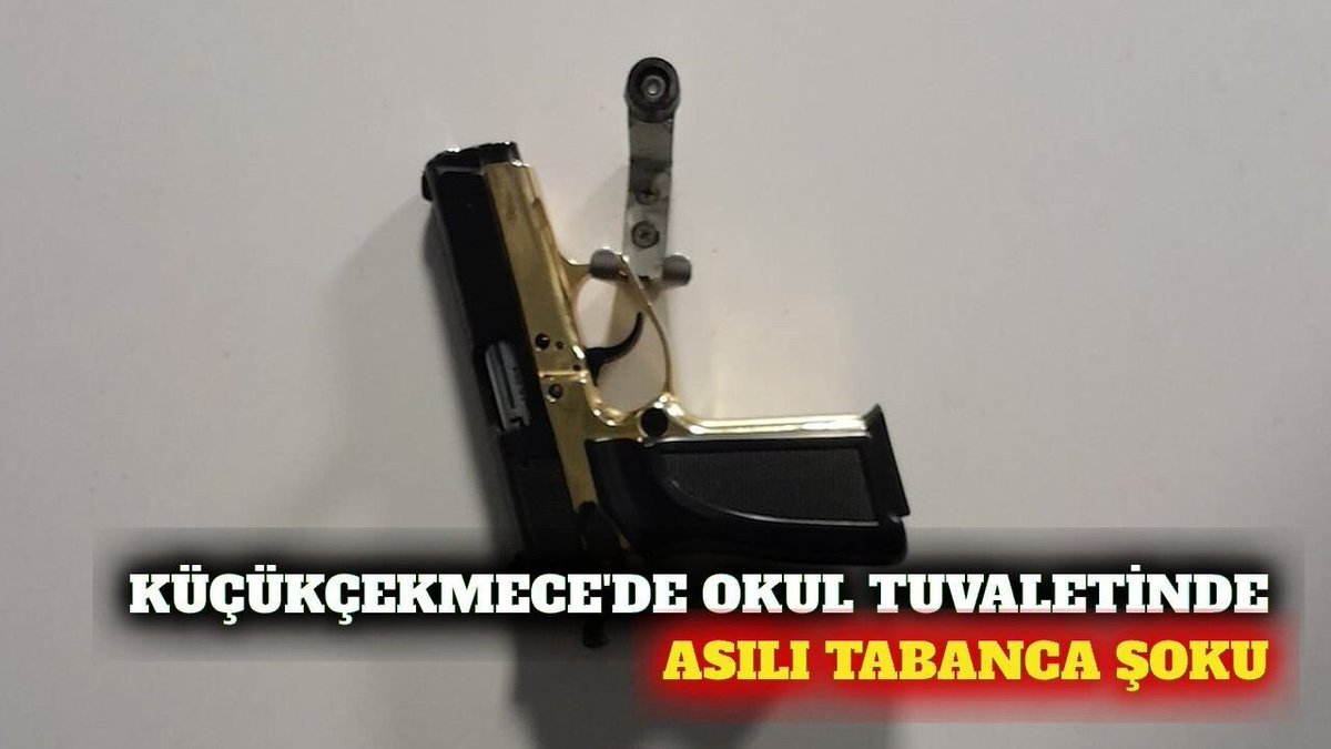 SoranTurkk's tweet photo. BİLSEM'de eğitim gören 10 yaşındaki çocuğunu almak için okula giden bir veli, binanın eksi birinci katındaki tuvalete girdi. Kabin kapısının arkasındaki askılıkta asılı bir tabanca olduğunu fark edince önce silahın fotoğrafını çekerek kaydetti, sonra yetkililere haber verdi. https://t.co/wImJ8sq4Zg