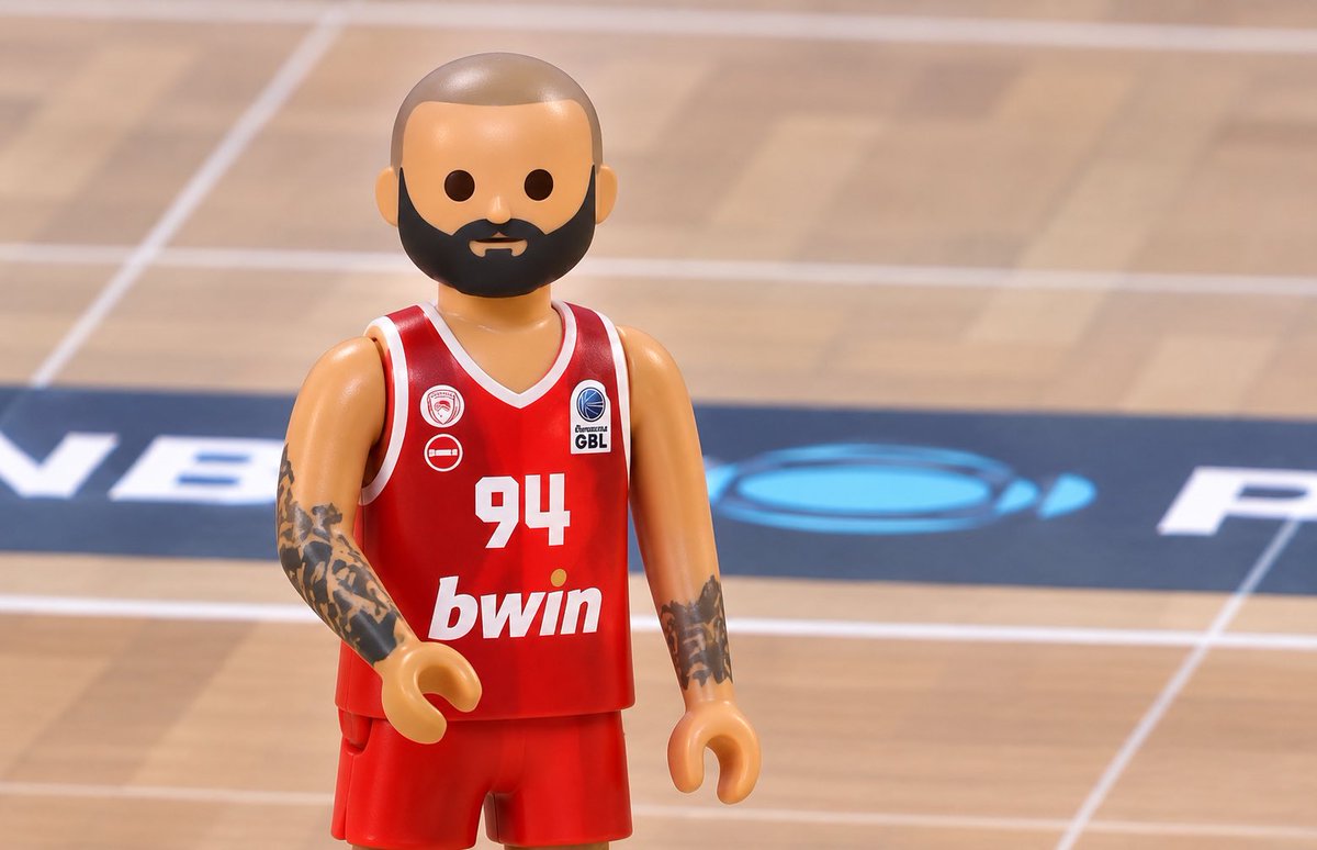 TzortzP's tweet photo. Ξέχασες την πιο iconic! #olympiacosbc https://t.co/jztjeLOLbG