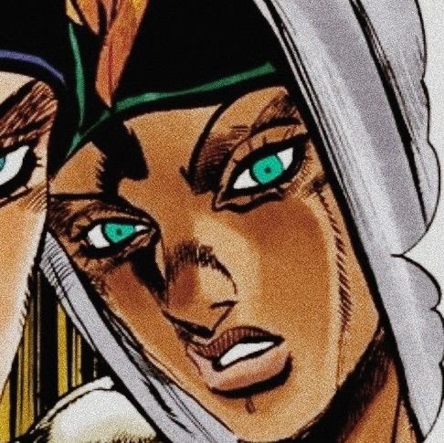 illbomber's tweet photo. why does tiziano look like that one lady squinting in the closet https://t.co/mi7gx3bc8h