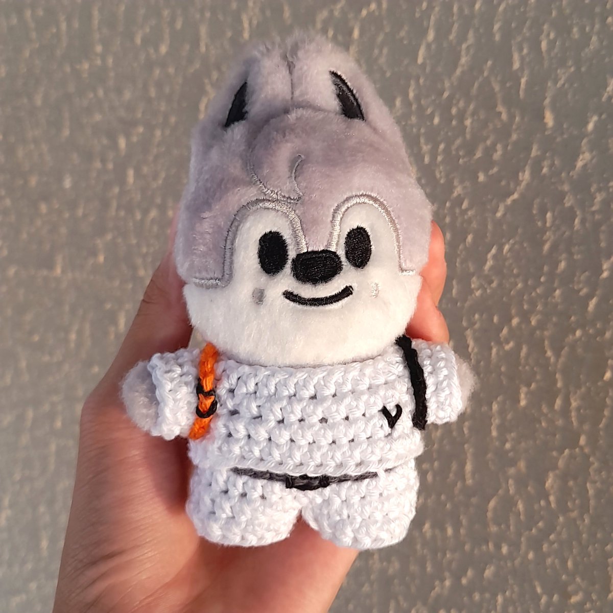 mabeyi_skz's tweet photo. Wolfchan this &amp; that 🐺🧡 https://t.co/DKEvYmwfr7