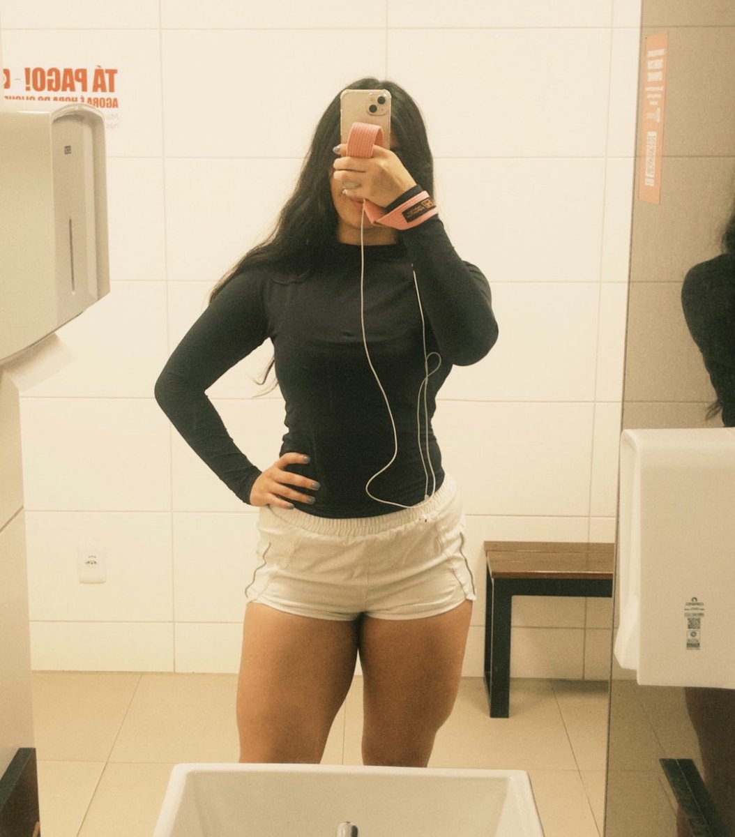 nicaxwnicazz_'s tweet photo. 2024 -> 2026
62kg -> 70kg https://t.co/wVmM14HmfJ