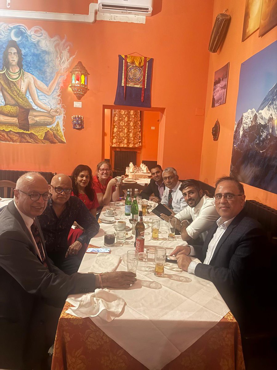 docwas's tweet photo. Traditional EASD curry night in Milan #EASD2026  @kamleshkhunti @AmarPut @AliRacaniere @kamleshkhunti @rahmoh1 https://t.co/c4SJktkDpe