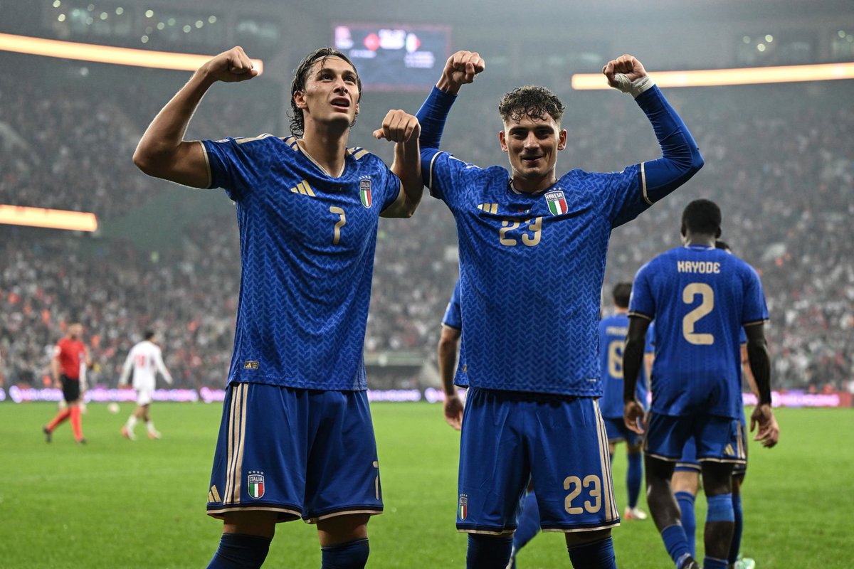 HQpcrt's tweet photo. Pio Esposito &amp; Sebastiano Esposito #NationsLeague https://t.co/tFOkc8dJDe