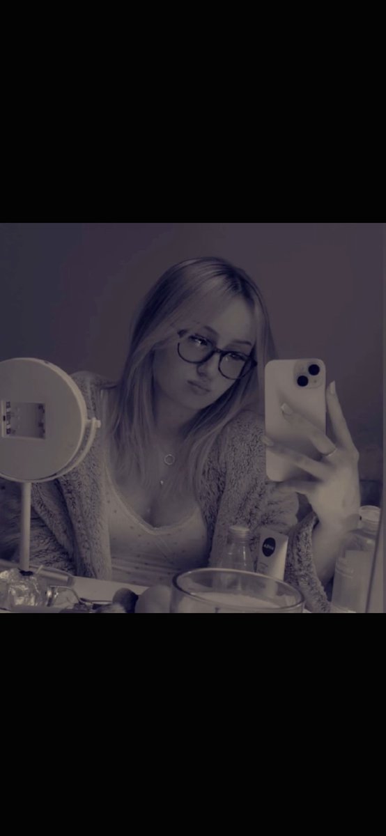 irl_exposer_2's tweet photo. Ffion 19 submitted by her friends ex boyfriend https://t.co/KfVGjbUm7h