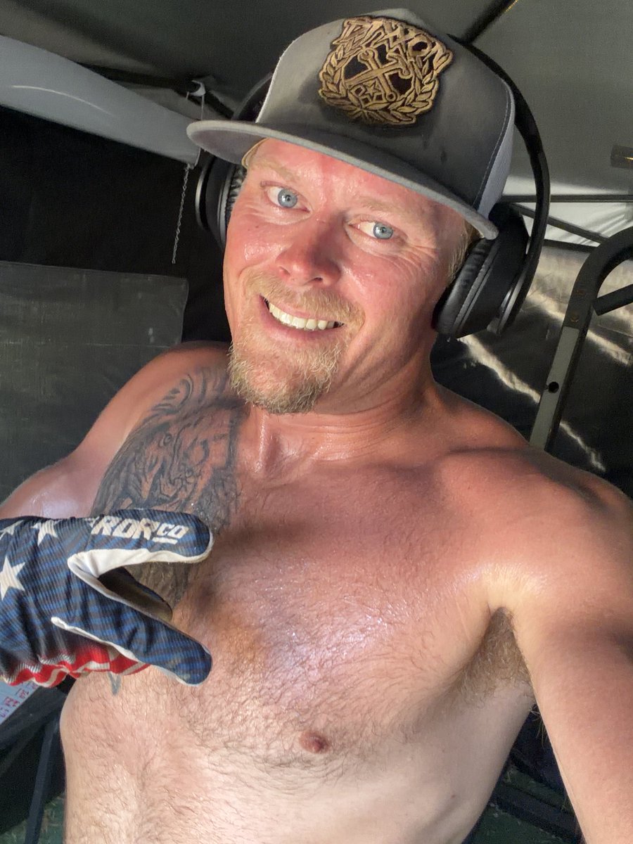 RickyStidman's tweet photo. Always grinding 🔥🤘 https://t.co/1O50FP0i9H