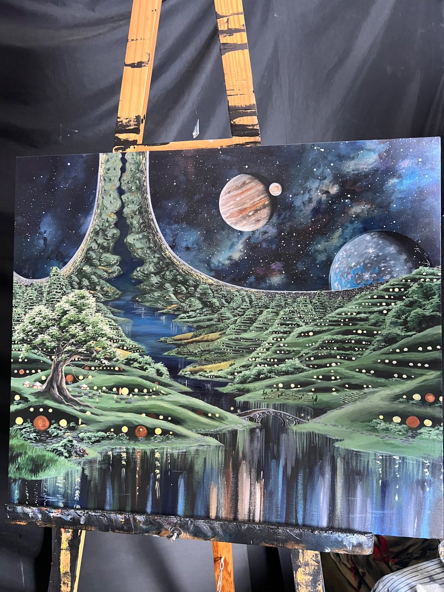 ArtsyMarx1st's tweet photo. the space shire is getting closer to done. The only time i enjoy something so much I forget im unwell is when im painting. Takes me to a better future https://t.co/BzruR5x0ET