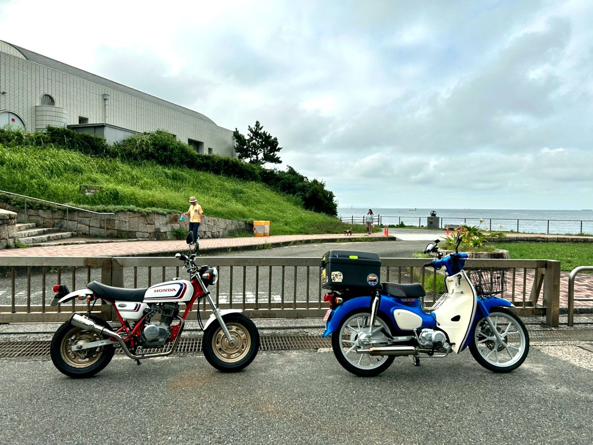 19197272ppp's tweet photo. おはようございます。
今日も朝から地震やら‥
面倒な事務作業1日ですね。
皆様今日も気を付けて通勤やお休みを過ごしてください。
今日も1日ご安全に！
雨マジいらねぇ〜_(┐「ε:)_ｷﾚｿｳ
#フクロウ 
#バイク 
#アルファロメオ
#台風の影響
#HONDA 
#スーパーカブ 
#NSR https://t.co/020x3jEbsE