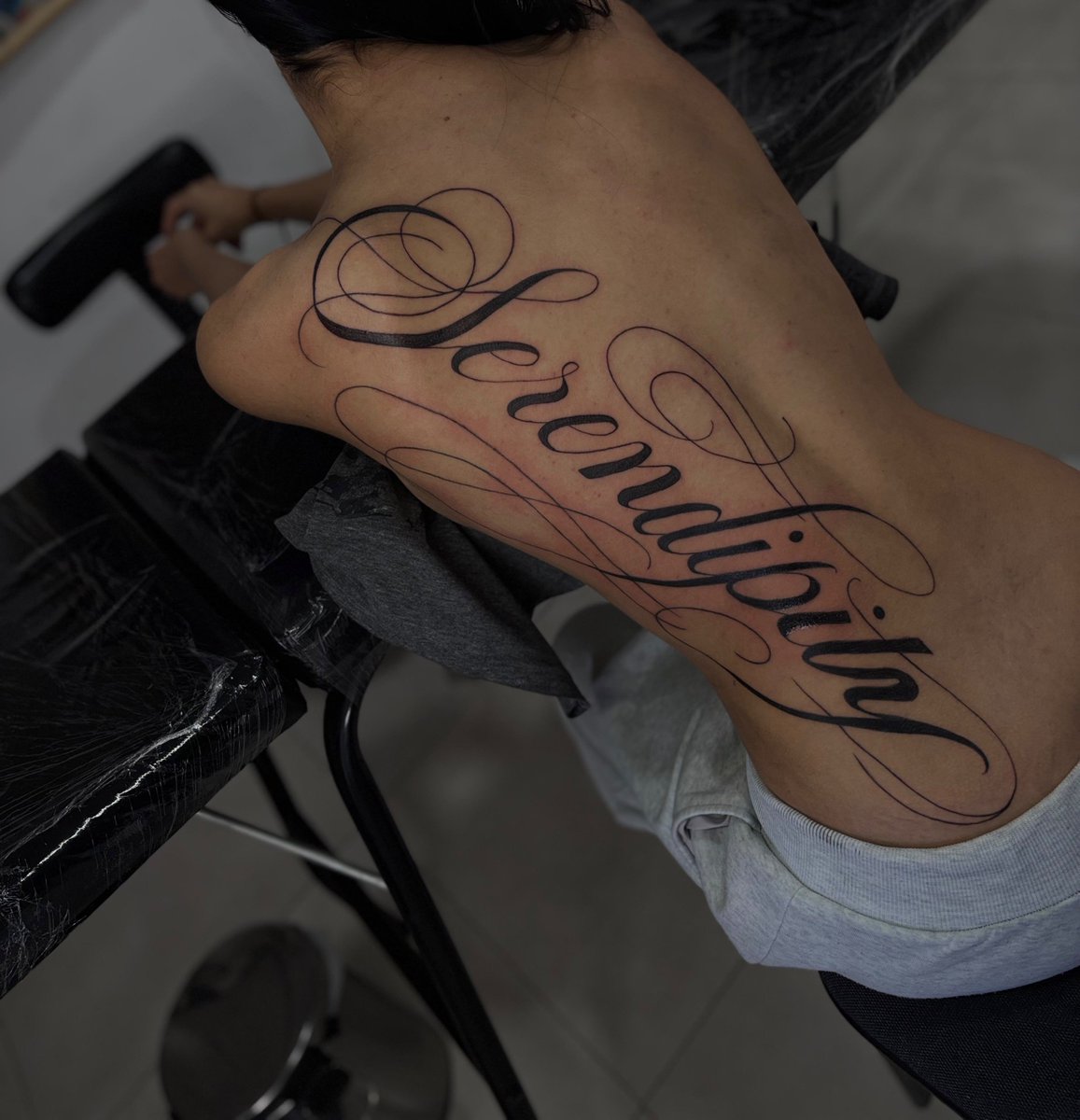 ghoulaugust's tweet photo. JIMIN EU TE AMO JIMIN, ESSA HOMENAGEM E PRA VOCE!! https://t.co/bXnL2oIU7X