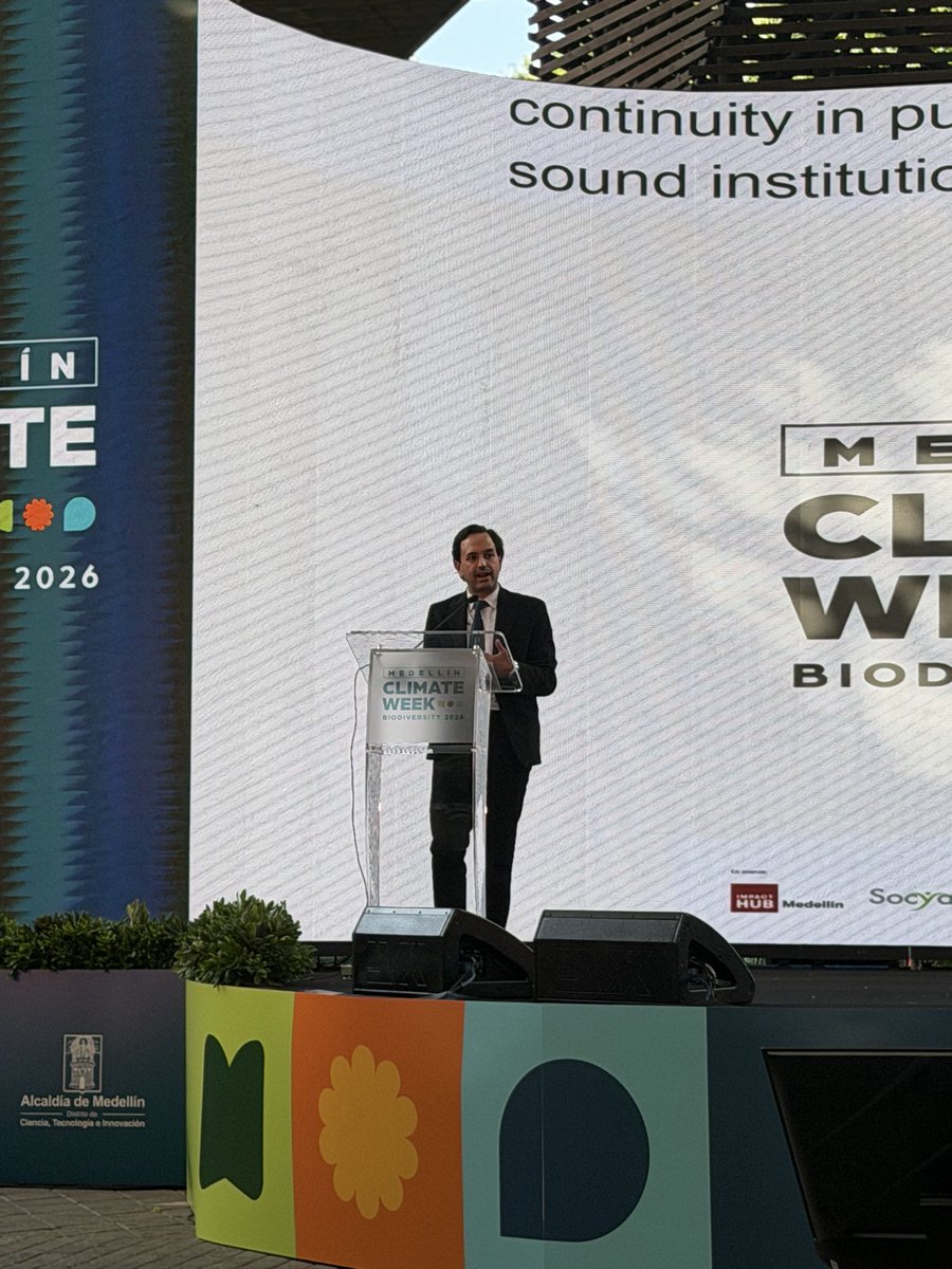 Juan_EspinalR's tweet photo. #NoParamos 

Conferencia de @DiegoMesaP en el Climate Week en Medellín https://t.co/VJ3aTDkJdj