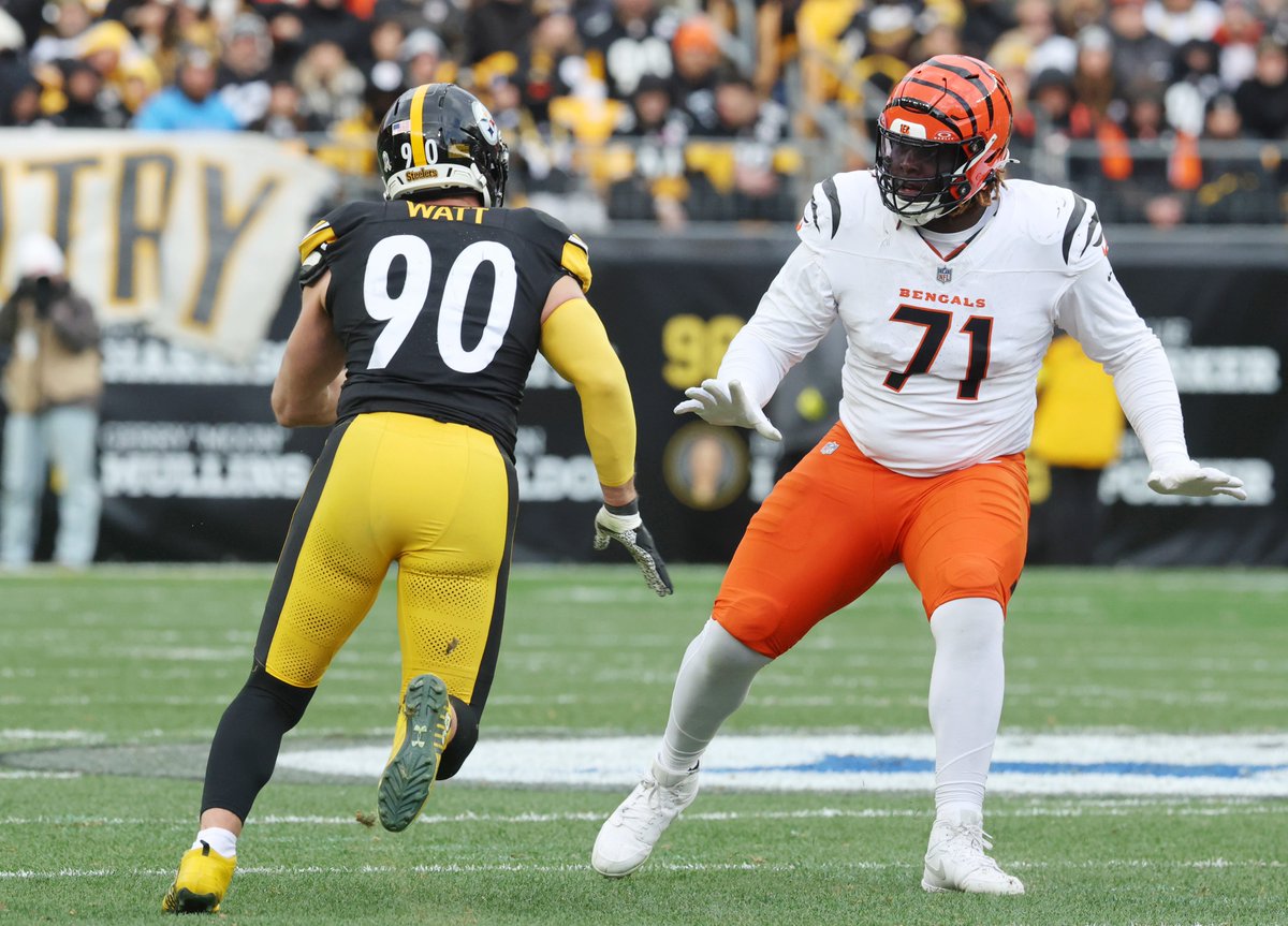 MySportsUpdate's tweet photo. #Bengals RT Amarius Mims so far this season:

• 111 pass-block snaps
• 0 pressures

His matchups have included T.J. Watt, Danielle Hunter, Will Anderson Jr. and Rueben Bain Jr. https://t.co/NyWF96A9ax