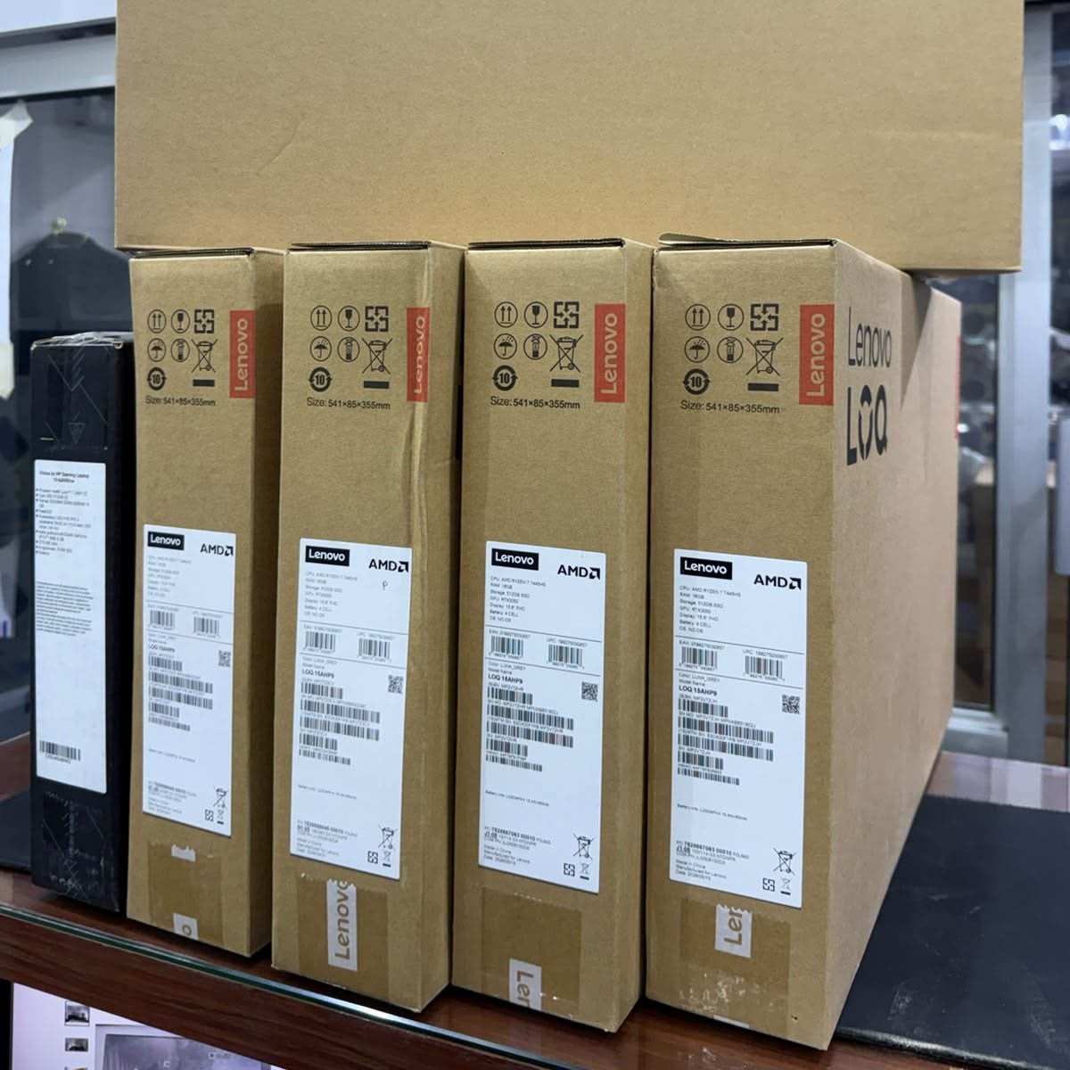 Teccosscomputer's tweet photo. 𝗕𝗥𝗔𝗡𝗗 𝗡𝗘𝗪 𝗟𝗢𝗤 — 𝗗𝗢𝗡’𝗧 𝗪𝗔𝗜𝗧! 𝗖𝗔𝗟𝗟/𝗪𝗛𝗔𝗧𝗦𝗔𝗣𝗣 𝗡𝗢𝗪 𝗧𝗢 𝗦𝗘𝗖𝗨𝗥𝗘 𝗬𝗢𝗨𝗥𝗦! 🔥
💻 𝗟𝗲𝗻𝗼𝘃𝗼 𝗟𝗢𝗤 𝟭𝟱𝗔𝗛𝗣𝟵 | 𝗥𝘆𝘇𝗲𝗻 𝟳 𝟳𝟰𝟰𝟱𝗛𝗦 | 𝟭𝟲𝗚𝗕/𝟱𝟭𝟮𝗚𝗕 | 𝗥𝗧𝗫 𝟯𝟬𝟱𝟬 𝟲𝗚𝗕 | 𝟭𝟰𝟰𝗛𝘇 | 𝗞𝗘𝗦 𝟭6𝟬,𝟬𝟬𝟬/=

 #Ryzen7 #144Hz https://t.co/zaZ45eyOKJ