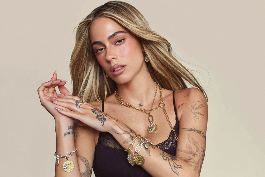 socialgramcl's tweet photo. Los doce signos del zodiaco llegan a #PandoraTalisman en una nueva campaña protagonizada por @TiniStoessel, que transforma uno de los símbolos más reconocibles en joyería concebida para expresar identidad y confianza.

Ver más aquí https://t.co/ab4uH6sZEK https://t.co/oYvti6dy3i