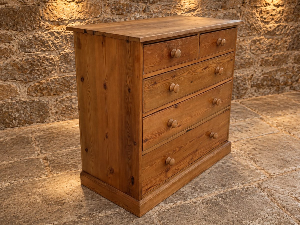 KaranVanmeter's tweet photo. A beautiful piece of genuine country-house character. This antique pine chest has a warm, timeworn finish, natural grain and patina, plus five practical drawers. Traditional wooden handles and a sturdy plinth base complete its timeless design. https://t.co/CN8gvRtQYF