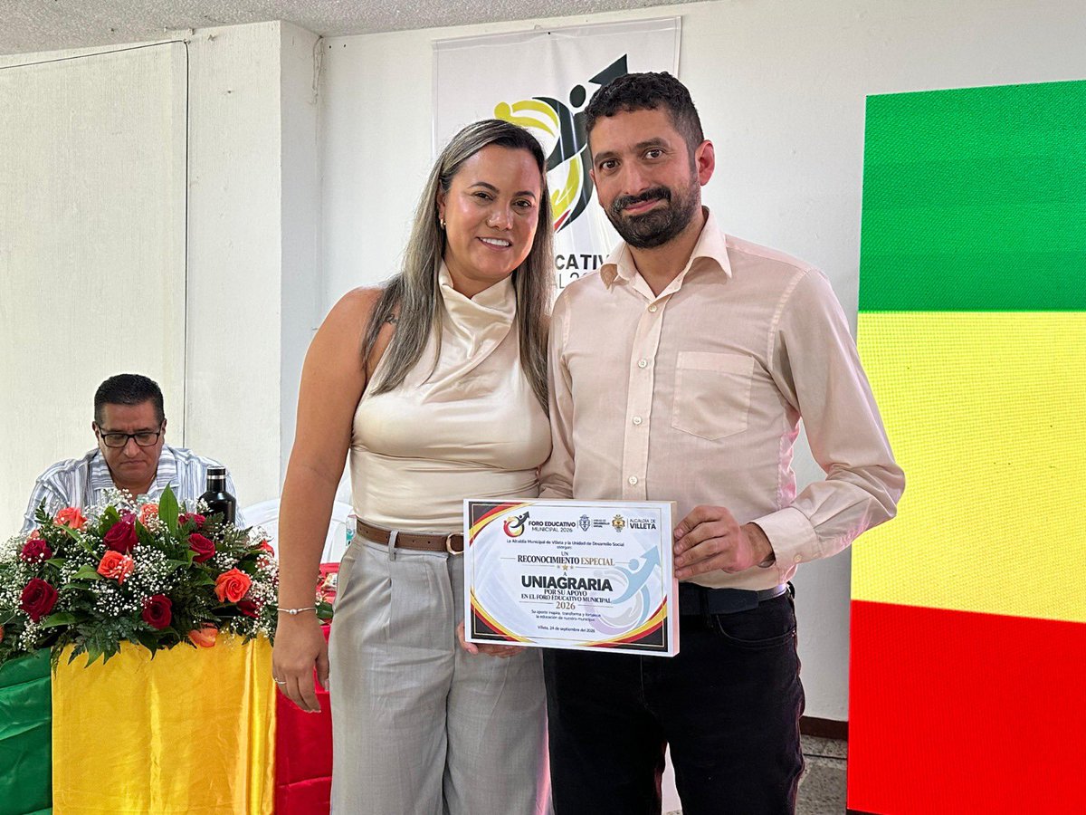UNIAGRARIA's tweet photo. 🎓 UNIAGRARIA fortalece su compromiso con la educación regional.

Participamos como jurado y aliado estratégico en el Foro Educativo Municipal de Villeta 2026, un espacio de diálogo, intercambio de saberes y reconocimiento de experiencias educativas transformadoras. https://t.co/vB2aPqaQiy