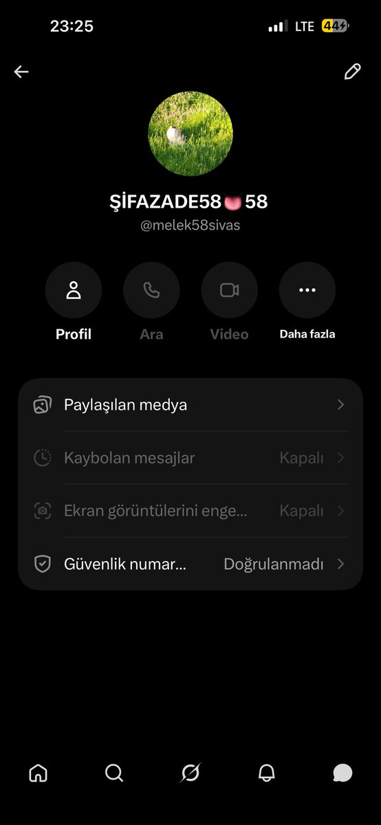 Dermanuiyt58's tweet photo. @Godfa58Asu @melek58sivas aslı ve bulut çifti çift değildir. Aslı hastalıklı bir esc dir. Condomsuz gorusen arkadaslarlar sağlıklarına dikkatetsin. Veya görüşecek olan arkadaşlar aslının vajina kısmana dikkat etsin hpv vurusu olduğundan dolayı  vajina bolgesi benek benektir. https://t.co/1Lt7zvMcpV