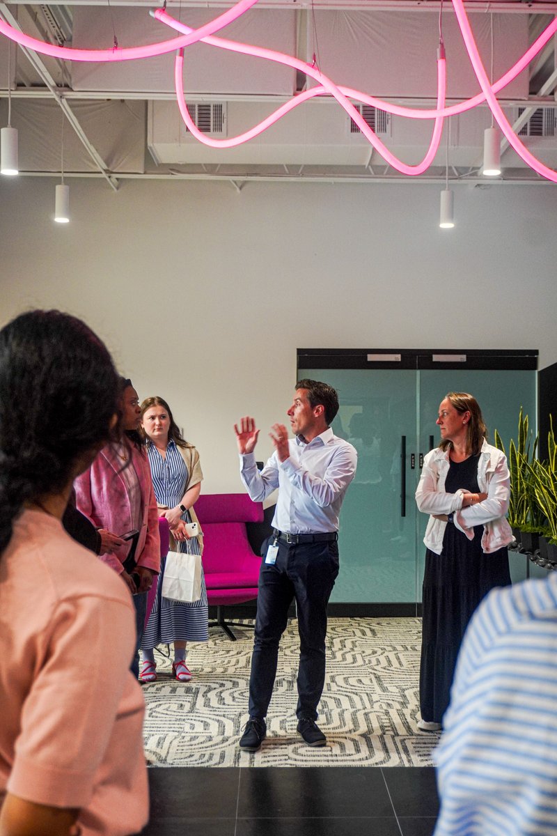 CuriosityLabPTC's tweet photo. A great afternoon at Curiosity Lab! ✨

We loved welcoming the Women in Economic Development group as part of their day exploring @PtreeCorners with Partnership Gwinnett. Nearly 30 women joined us for tours, conversation and closing remarks in The Exchange event space.

We love creating a space where people can connect, collaborate and experience innovation firsthand.
Interested in hosting your next event at Curiosity Lab? Learn more by visiting our website!

#CuriosityLab #WomenInEconomicDevelopment #PartnershipGwinnett #PeachtreeCorners #Innovation #Community