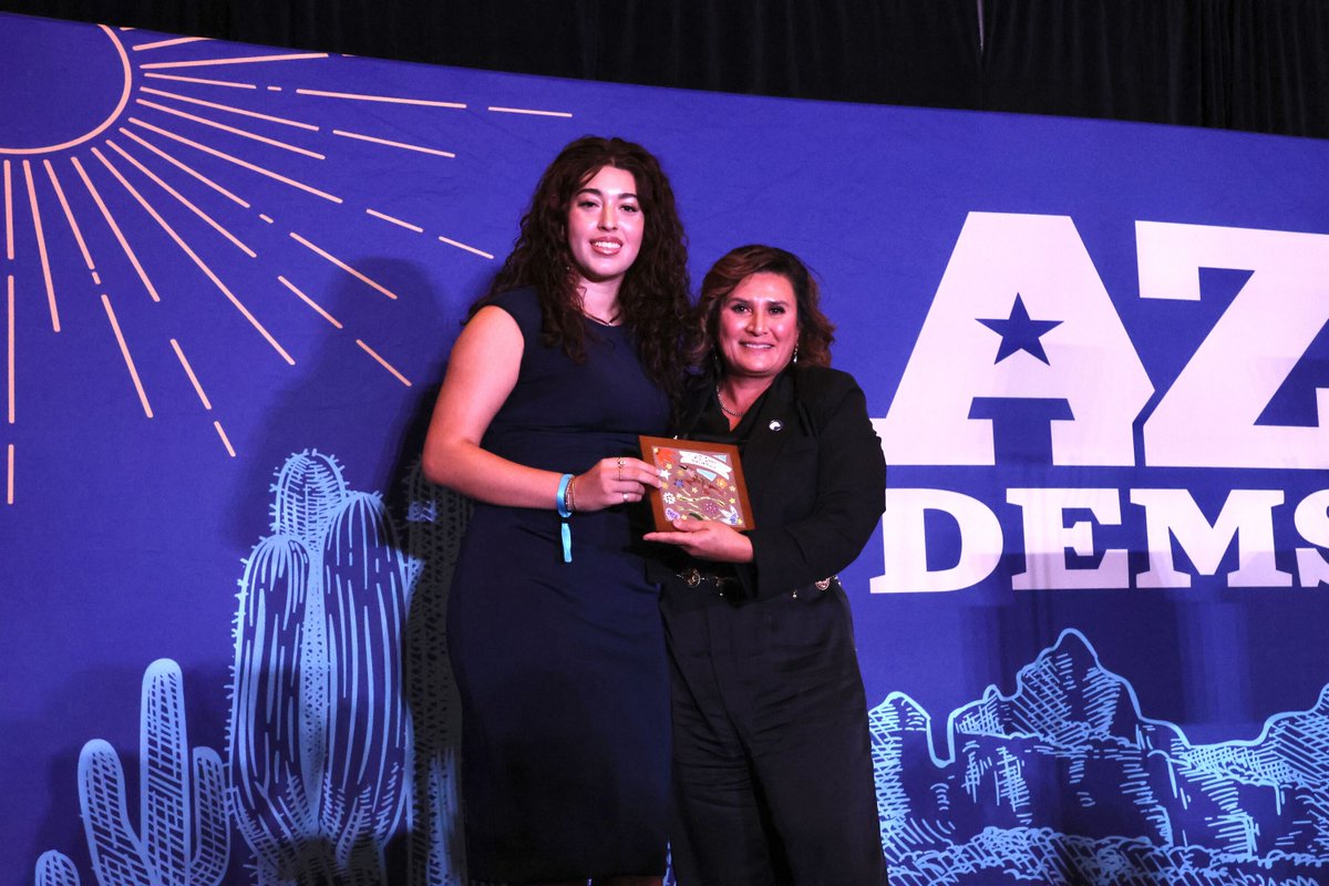 Mendoza4AZ's tweet photo. Great to join the Arizona Democratic Party's Hall of Fame Awards dinner this weekend! I had the honor of presenting the Outstanding Young Democrat of the Year award to Dafne. Her leadership gives me so much hope for AZ. Congratulations to Dafne and all of this year's honorees! https://t.co/bfYUGNVJaM